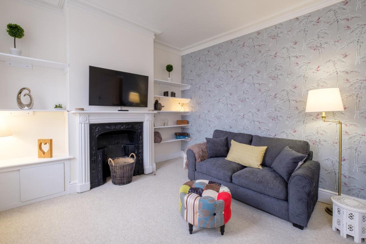 Luxury Living, Stylish Modern Apartment In The Heart Of Ryde 赖德 外观 照片
