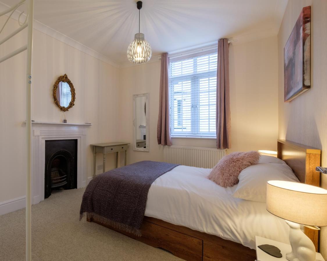 Luxury Living, Stylish Modern Apartment In The Heart Of Ryde 赖德 外观 照片
