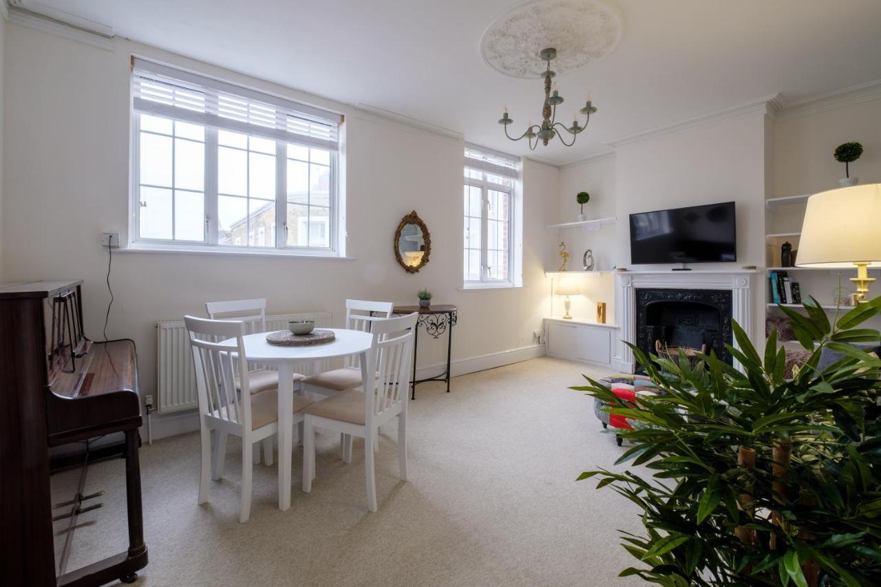 Luxury Living, Stylish Modern Apartment In The Heart Of Ryde 赖德 外观 照片